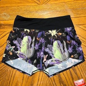 Calia Purple Floral Anywhere
Flora Running Shorts. Sz. XS